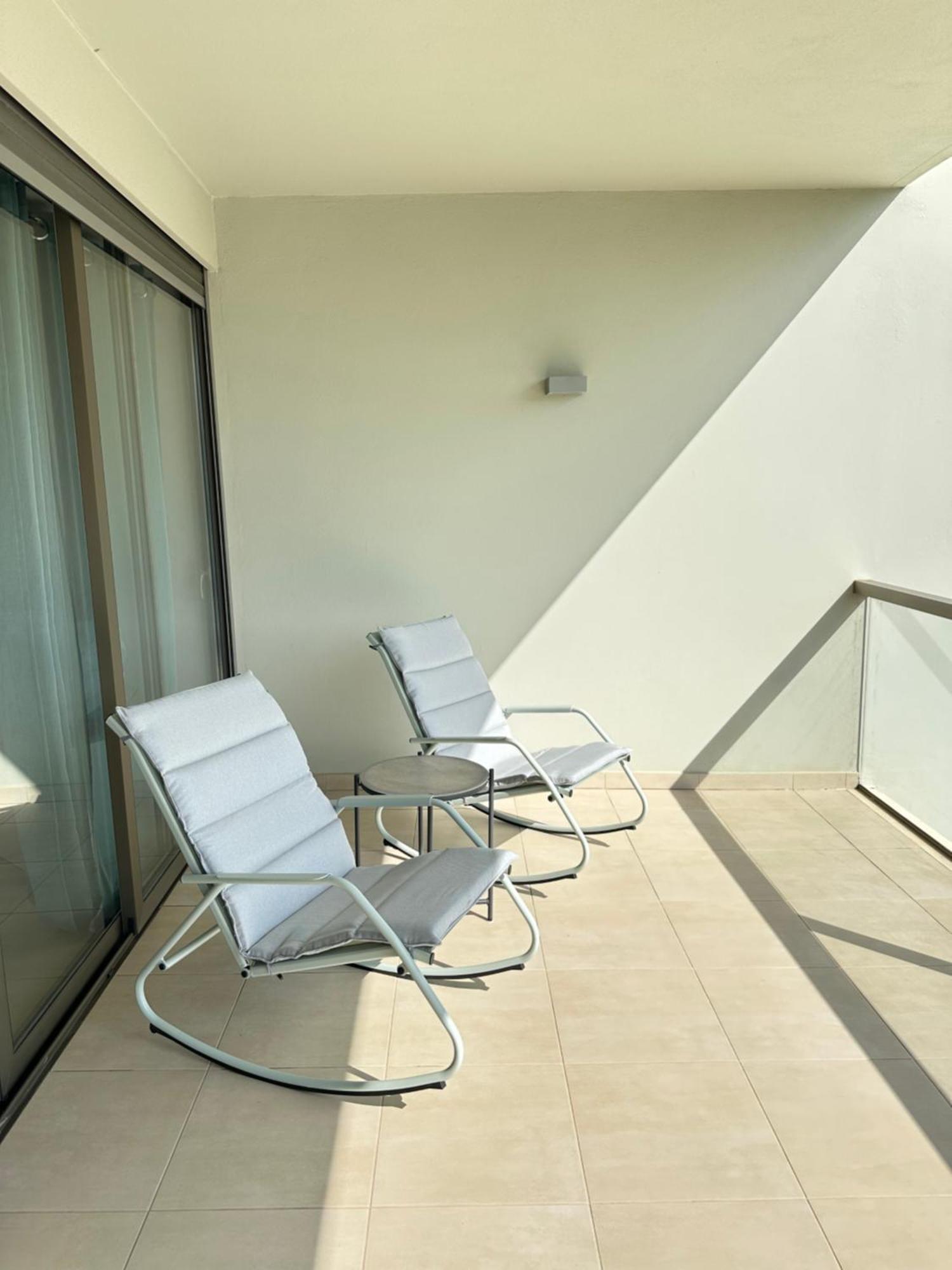 New Stunning Ocean Aprt In 