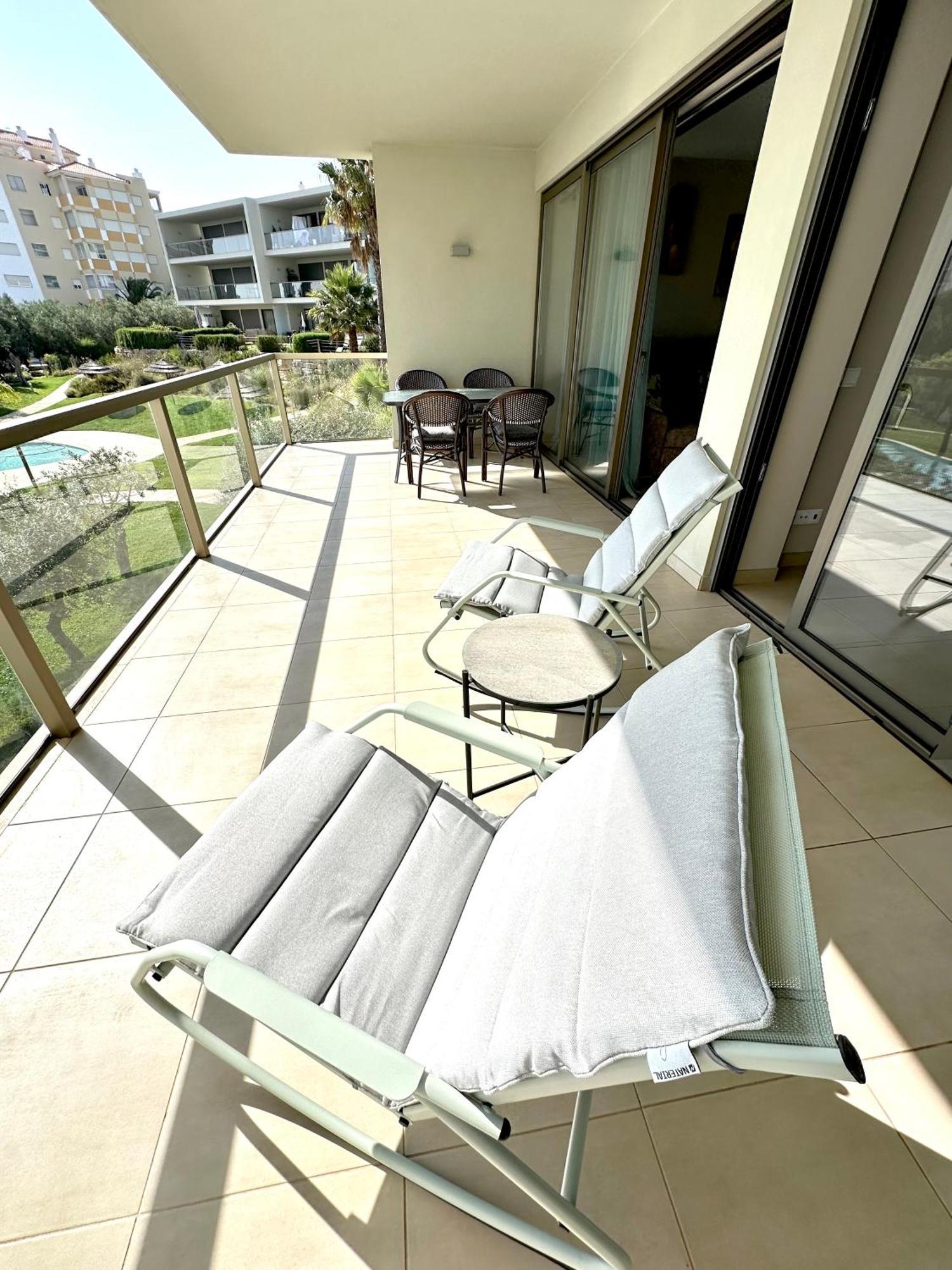 New Stunning Ocean Aprt In 